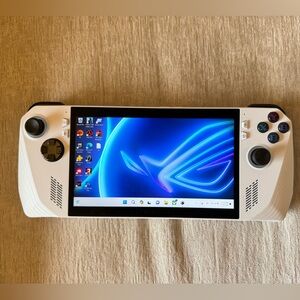 ROG Xbox Ally 7" FHD 120Hz Z1 Extreme White-ASUS